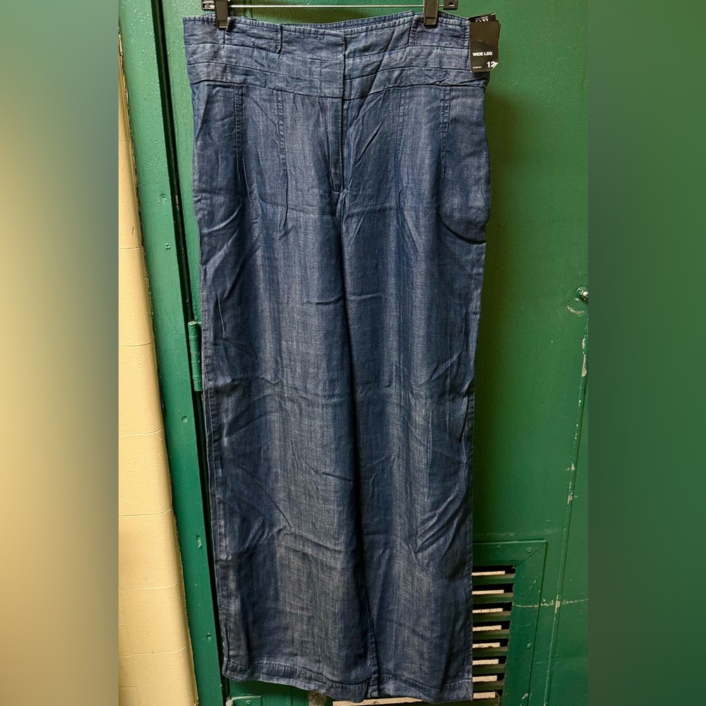 NWT NY & Co Paper bag waist wide leg light weight denim trousers size 12